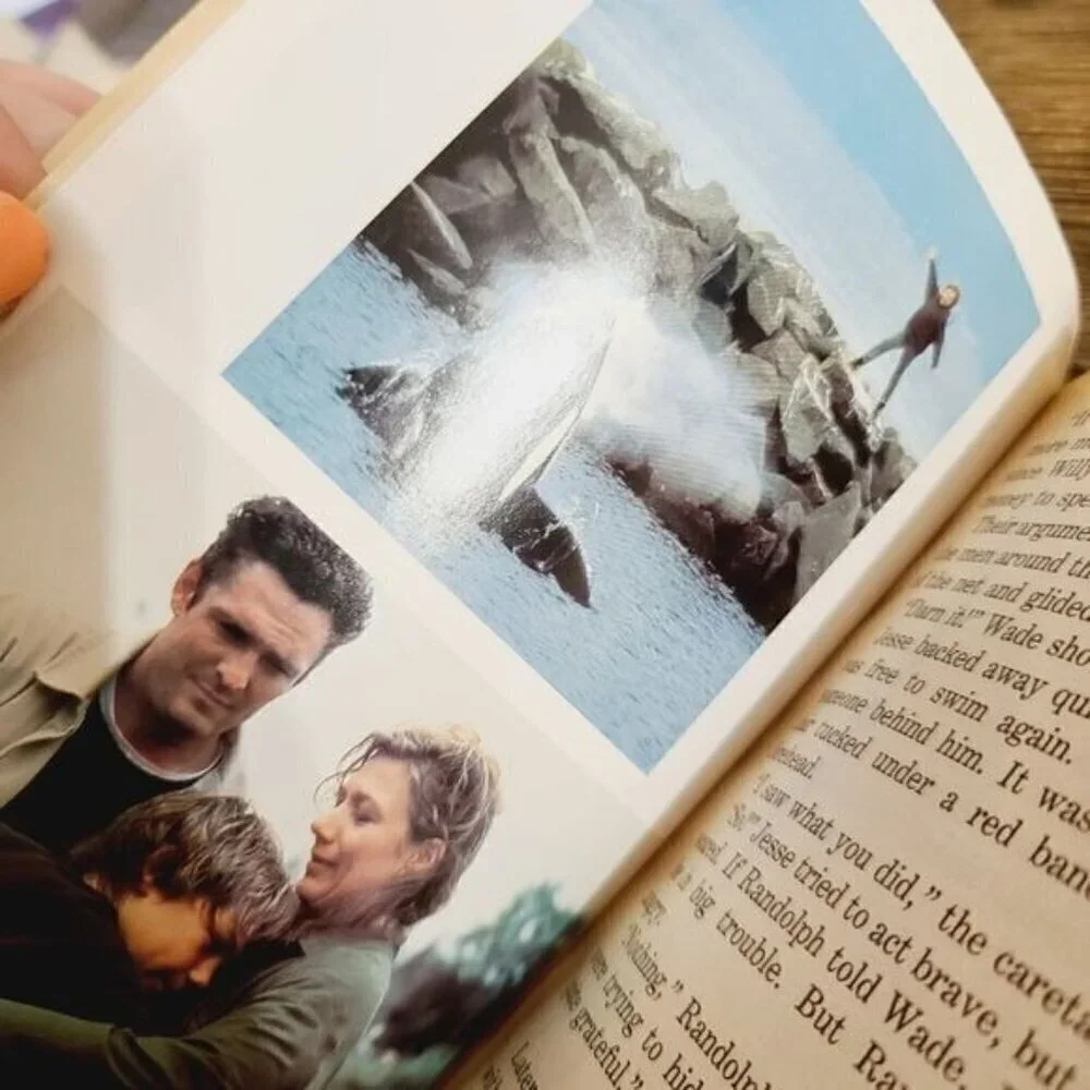 Vintage 90s 1993 Free Willy Scholastic Paperback Book
